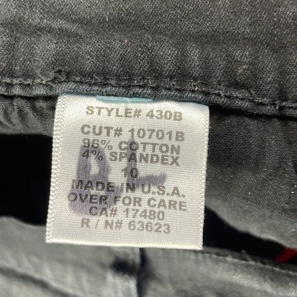 NYDJ Jeans, Tummy Tuck Jeans, Black High Rise, size 30 - Picture 4 of 11